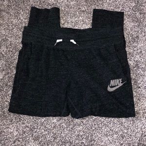 Nike Capri Joggers